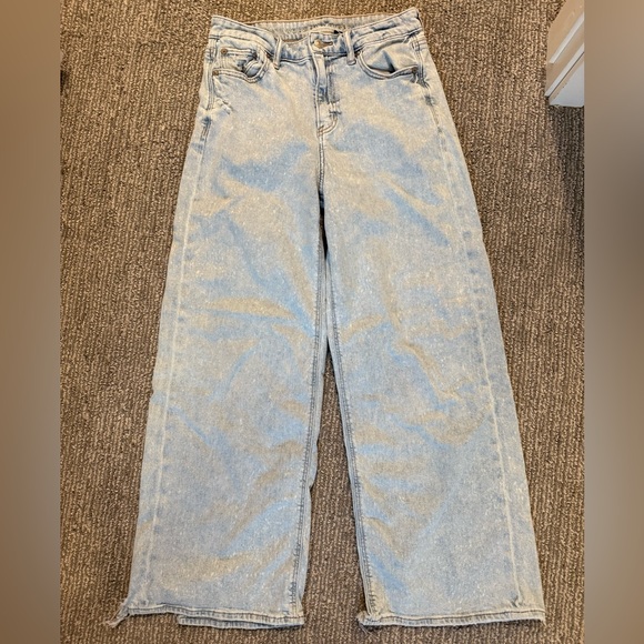 American Eagle Outfitters Denim - American Eagle High Rise Wide Leg Jeans Size 4 Short Light Wash Stretch Denim
